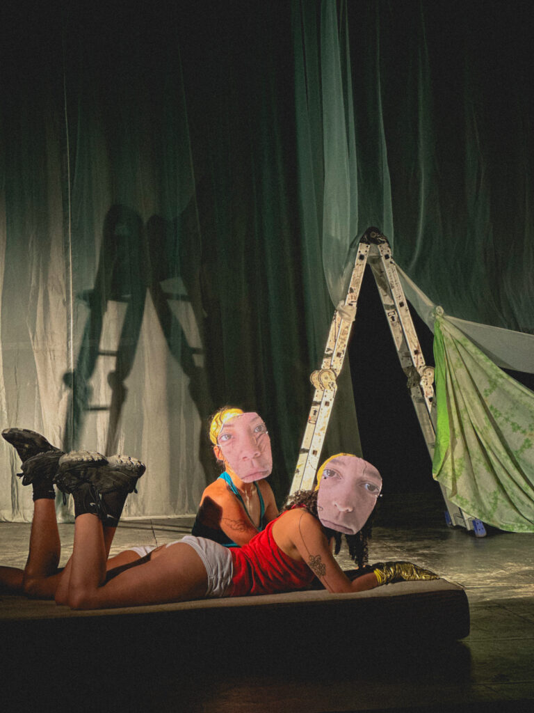 Fotografía de uno de los procesos de la Residencia de Dúo Kosa