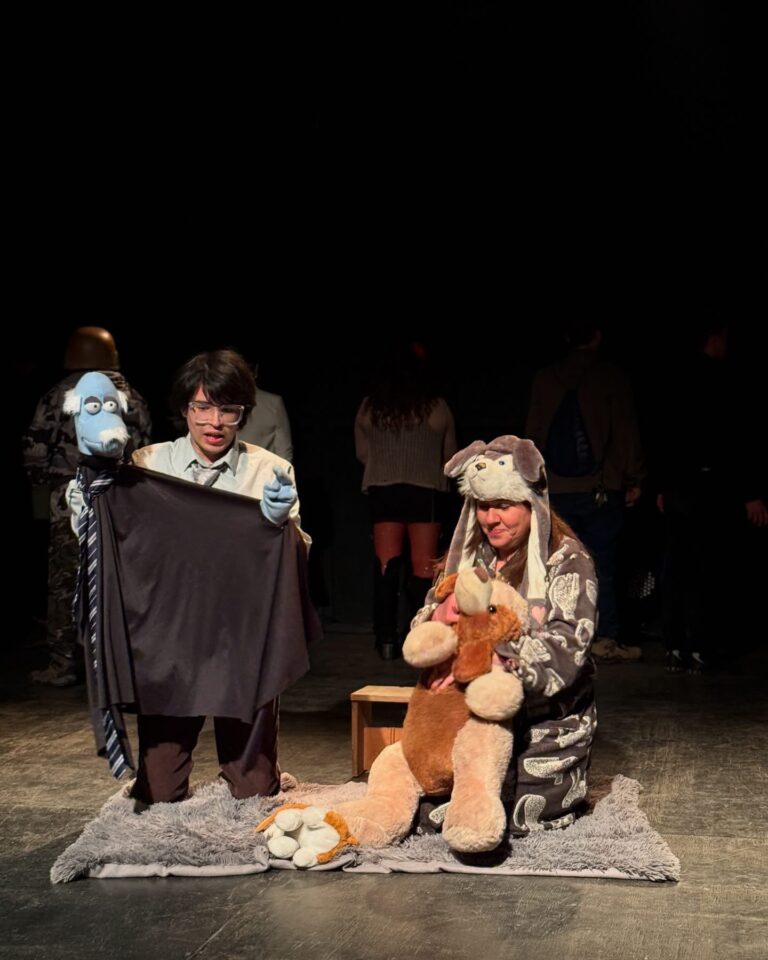 Fotografía de la presentación del cierre del Taller de Teatro para Adultos