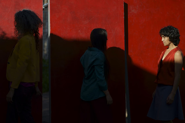 Imagen que muestra otro de los ensayos realizados por la residencia creativa
