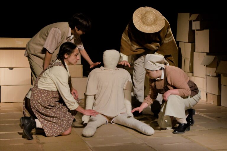Fotografía del Examen de IV semestre de la Escuela TeatroPuerto