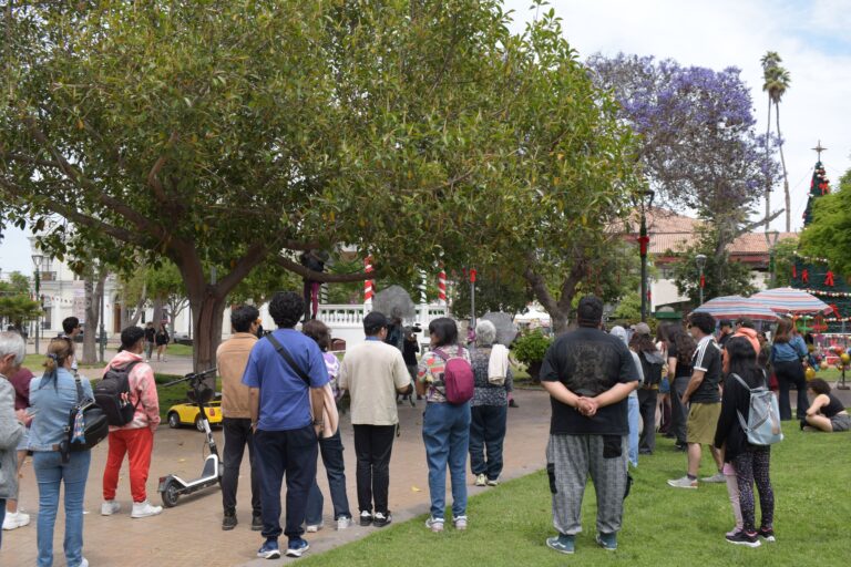 Fotografía de la obra presentada en el centro de La Serena, de la Compañía Teatro en Movimiento Callejerx