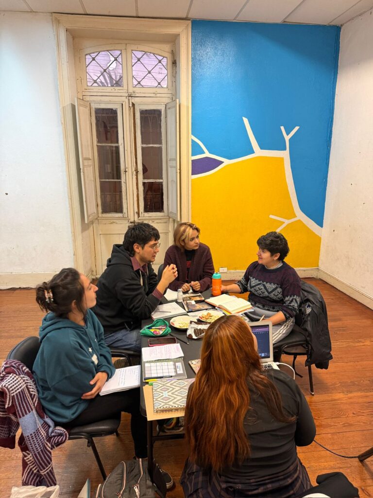 Fotografía del quinto semestre de la escuela.