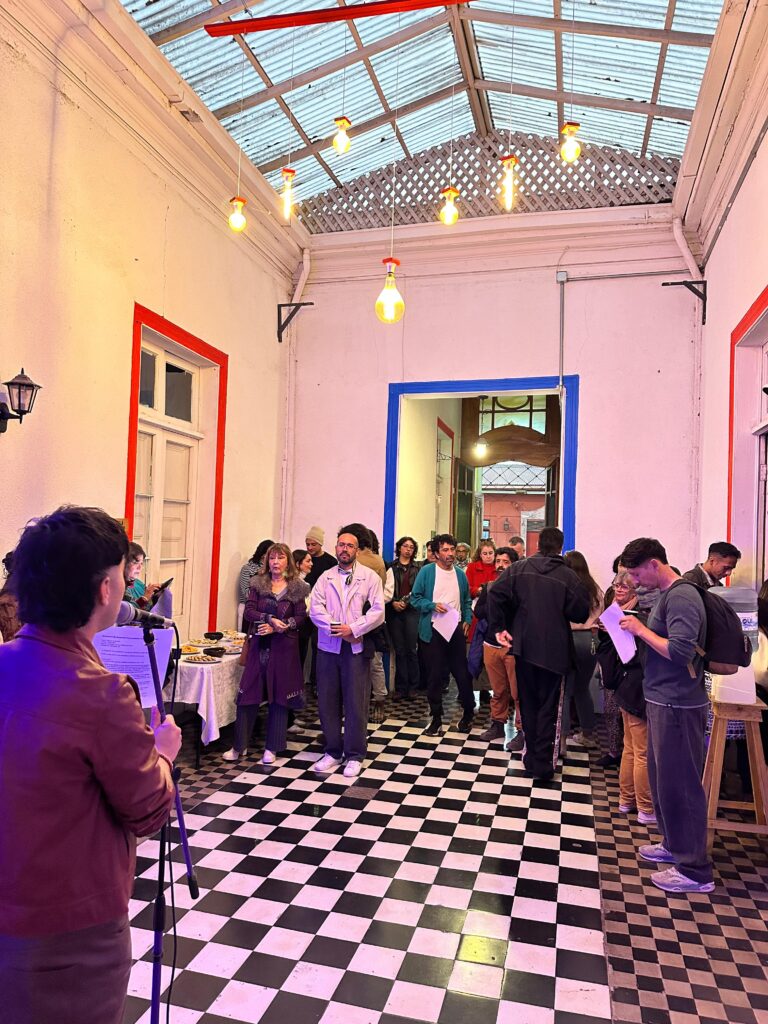 Fotografía del encuentro, en Espacio La Gaviota