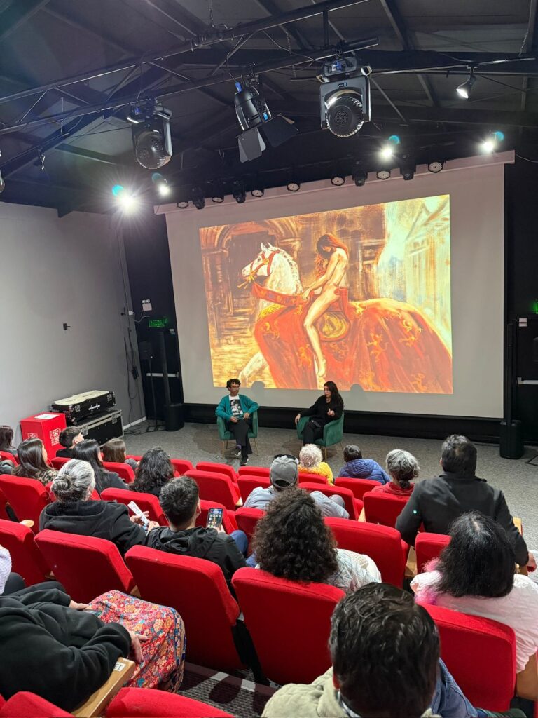 Fotografía del conversatorio sobre la película "Teresa"