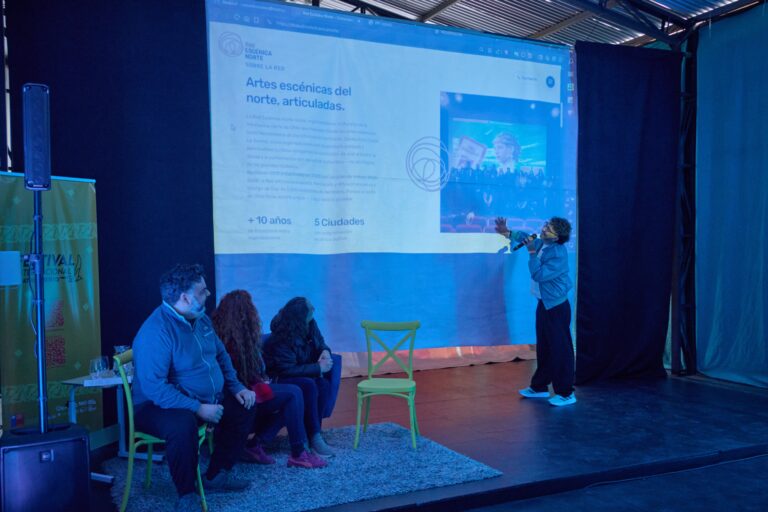 Fotografía del encuentro de redes en Espacio La Gaviota