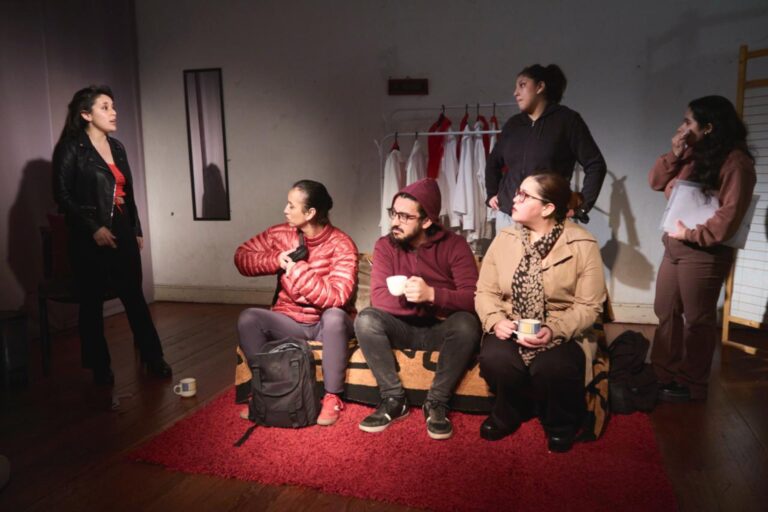 Fotografía de uno de los exámenes de primer semestre de la Escuela TeatroPuerto